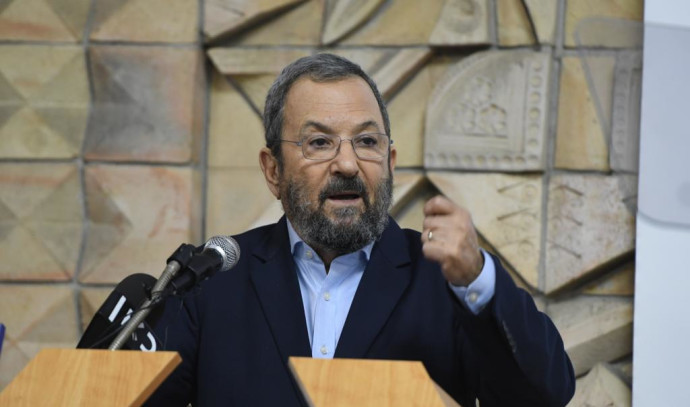 Haim Ramon called on Ehud Barak to head a party
