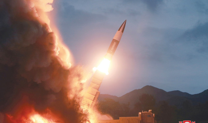 North Korea launched a missile at Japan, the residents were asked to enter shelters