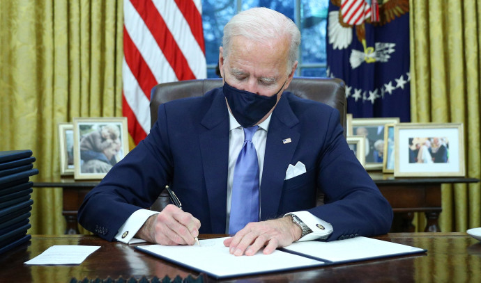 Joe Biden is sworn in as the 46th President of the United States: “This is America’s day”