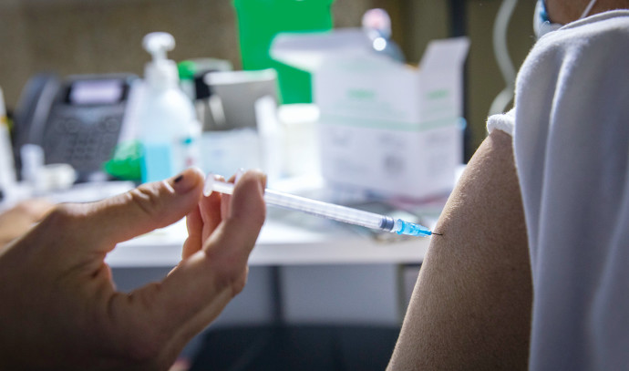 Clalit senior: “The slower the rate of immunization, the slower the return to routine”