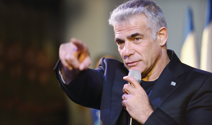 Lapid in a special interview with the Jerusalem Post: There is a future ready to lead the country