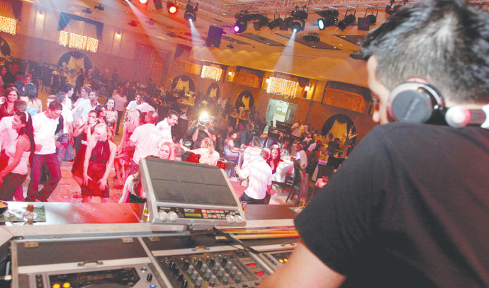 The High Court will not intervene in the Advance Reimbursement Law for the cancellation of events in Corona