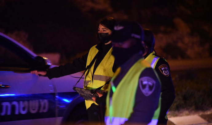 Curfew: “Where were the police?”  Despite the closure, the youngsters are celebrating