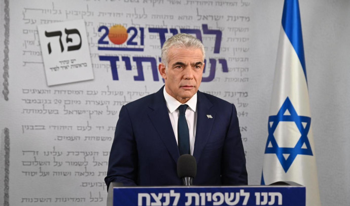 Lapid at the press conference: “Ready to hear any scenario for replacing Netanyahu”