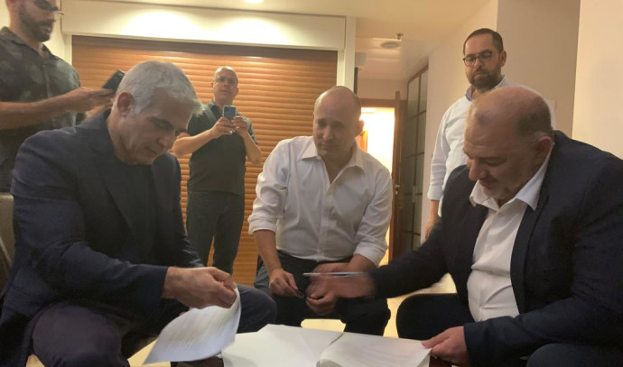 המתווך בין לפיד לעבאס מסביר: כך ניתן לפתור את סוגיית חוק ...