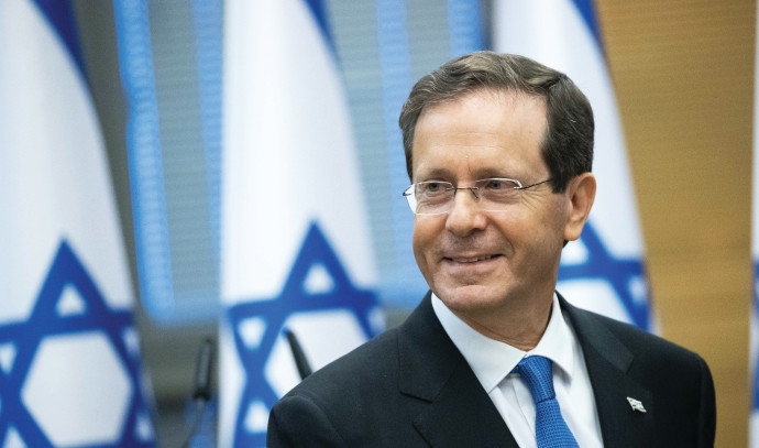 חצוצרות, שופרות ופרשים: טקס השבעת הנשיא ה־11 של מדינת ישראל - Vimarsana News