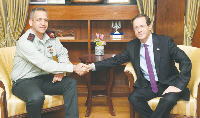 הבליץ המדיני של הרצוג: מאבו מאזן, דרך המלך עבדאללה ועד ארדואן - Vimarsana News