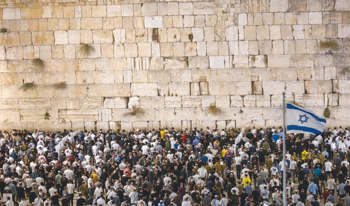 אין קשר בין אירועי הסליחות ההמוניים לאמירת סליחות - Vimarsana News