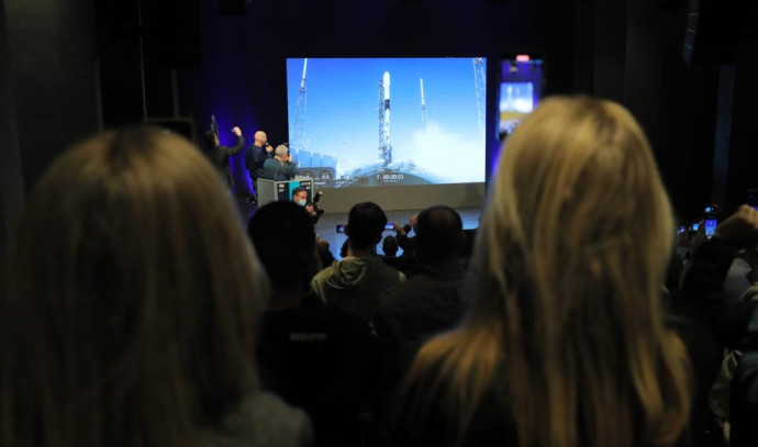 Respect for Israel: Satellites built by students launched into space