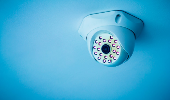 The cyber array warns: Tens of thousands of home cameras are vulnerable to hacking