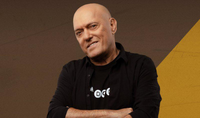 "Moments": Shlomi Shabat celebrates 40 years of career with a new ...