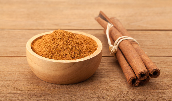 Unleashing the Power of Cinnamon: How This Spice Can Help Regulate Blood Sugar Levels and Improve Health