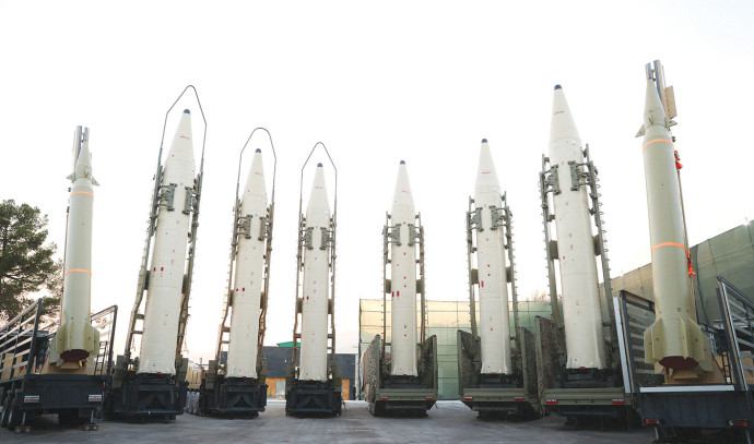 How did Iranian missiles find their target despite GPS jamming?