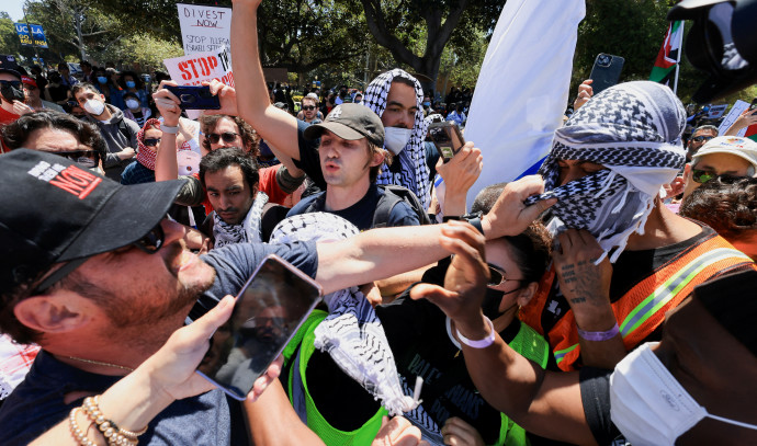 Pro-Palestinian and Pro-Israeli Protesters Engage in Violent Clashes at UCLA University