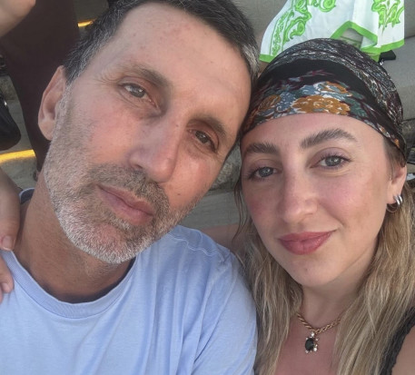 אריק בנאדו והבת זוג החדשה (צילום: מתוך אינסטגרם)