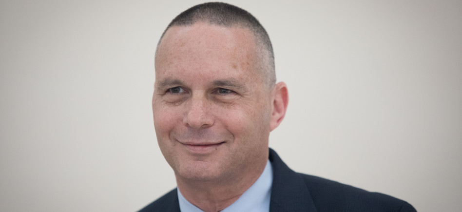 השר לשעבר יזהר שי