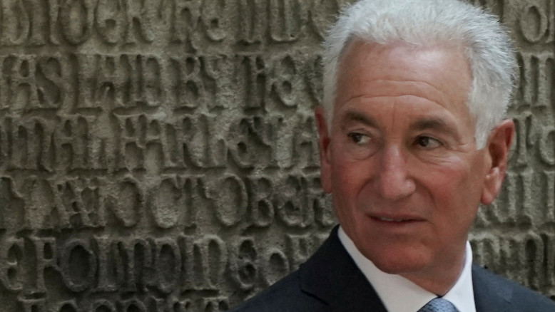 אביו של קושנר עוזב את ניו יורק: "לא אחיה עם ראש עיר אנטישמי"