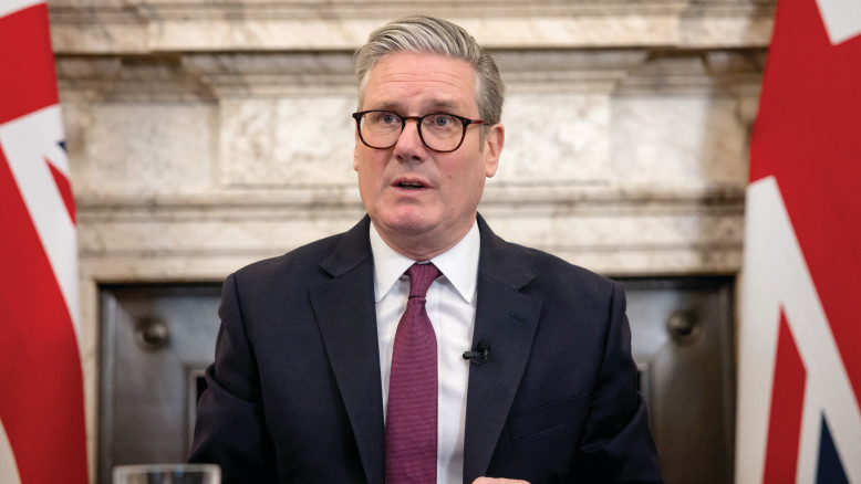 Panico in Gran Bretagna: distrazioni politiche e deficit di 20 miliardi di sterline