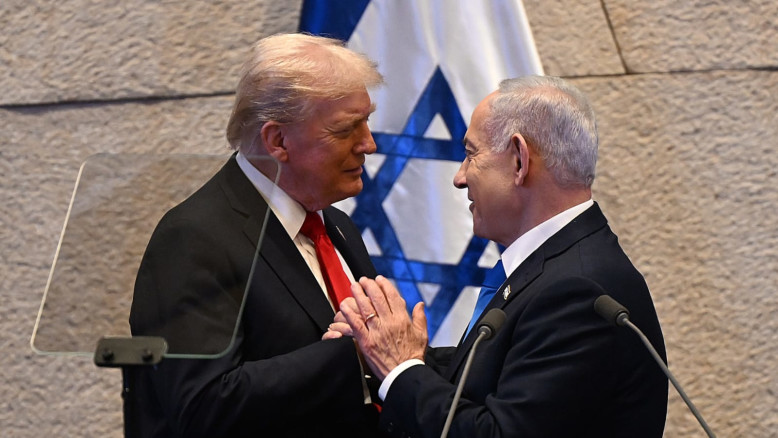 "השטן שהוא מכיר": מאחורי התמיכה של טראמפ בנתניהו