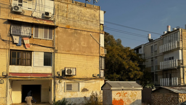 Terrore a Shimshon: la presenza di senzatetto e tossicodipendenti mette in pericolo la sicurezza dei residenti