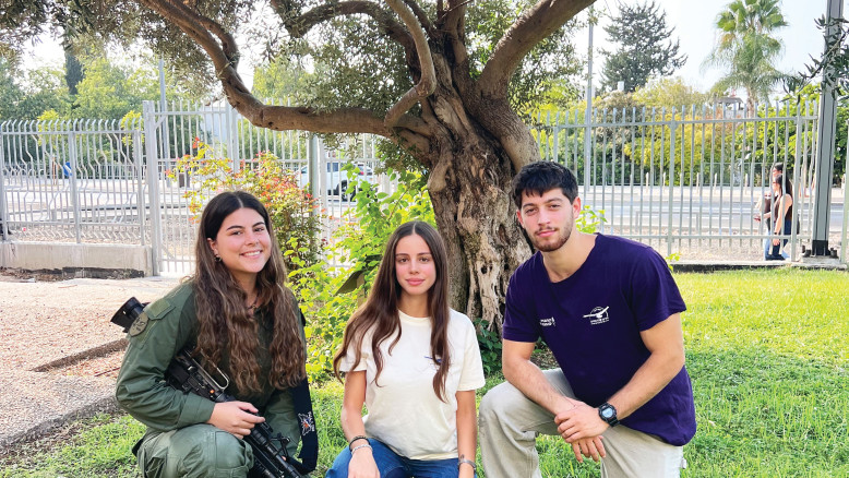 Giovani Attivisti Israeliani Lottano per la Parità nel Servizio Militare