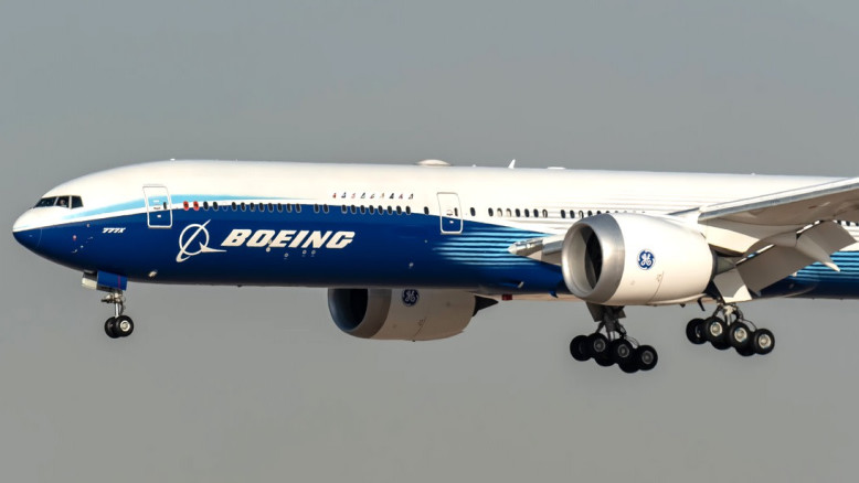 Boeing lancia il 777X: ali pieghevoli, cabina modulare e finestre più grandi per volo più confortevole e consumo di carburante ridotto