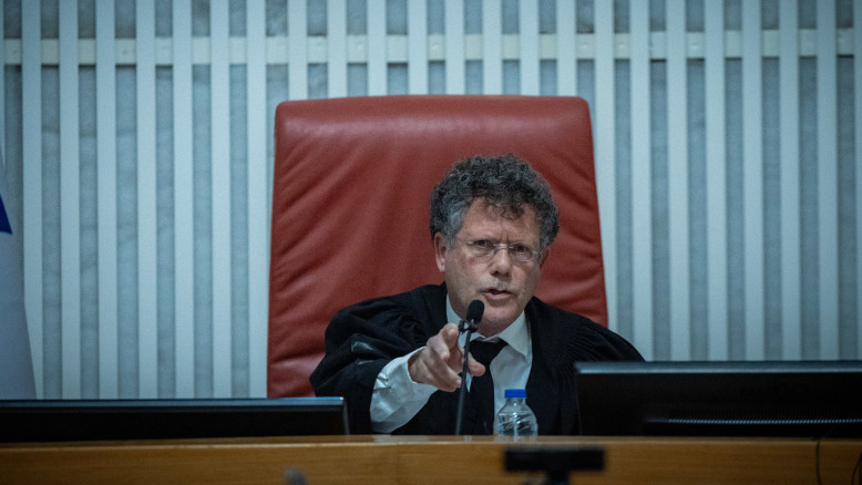 Il 21 % degli israeliani sostiene la nomina di Yitzhak Amit alla commissione di indagine: una divisione politica marcata