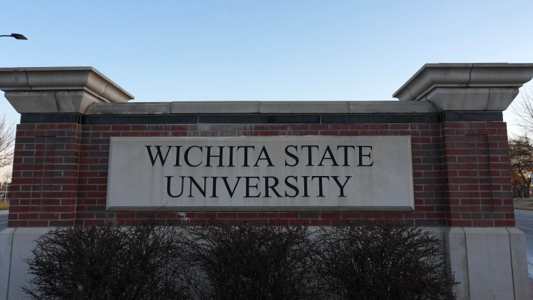 Wichita State University: tagli di bilancio e licenziamenti in vista nonostante le iscrizioni in crescita