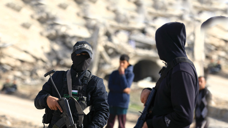 45 מיליון שקל ביום לחמאס: בישראל דורשים לצמצם דרמטית את הסיוע ברצועה