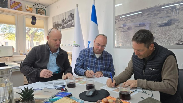 Investimento di milioni di shekel per trasformare l’agricoltura del Negev: infrastrutture, ricerca e sviluppo sostenibile