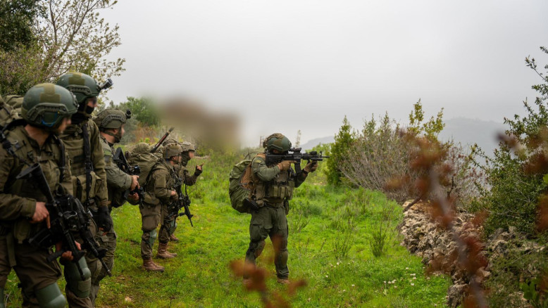 Another training accident in the IDF: Officer moderately injured from accidental bullet discharge
