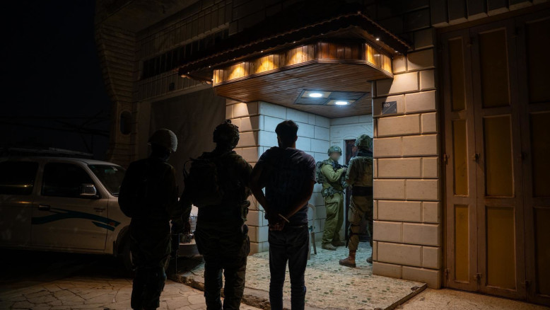 Hamas cell uncovered in Hebron - terror attack foiled at the last moment