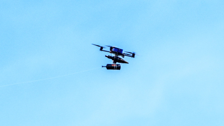 "Aucun commandant de bataillon ne devrait être tué" : le système qui neutralise à distance les drones explosifs