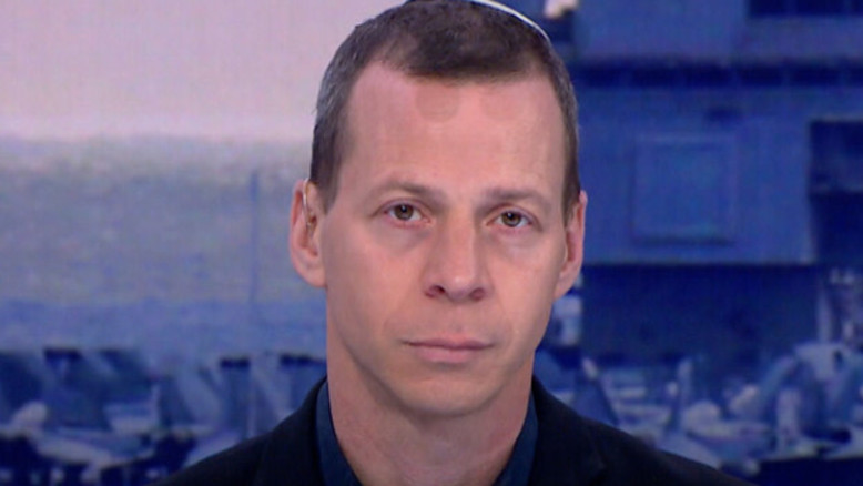 רייטינג: המסר של עמית סגל בערוץ 12 למוריה אסרף בערוץ 13