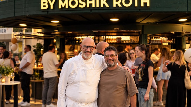 45 Shekels per Sausage: Moshe Rot Enters the Street Food Scene