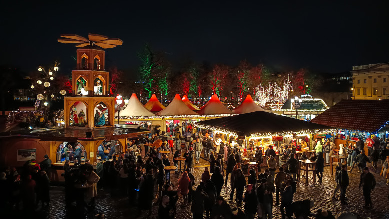 Planning a trip to Christmas markets? Here's how to fly to Europe for $99