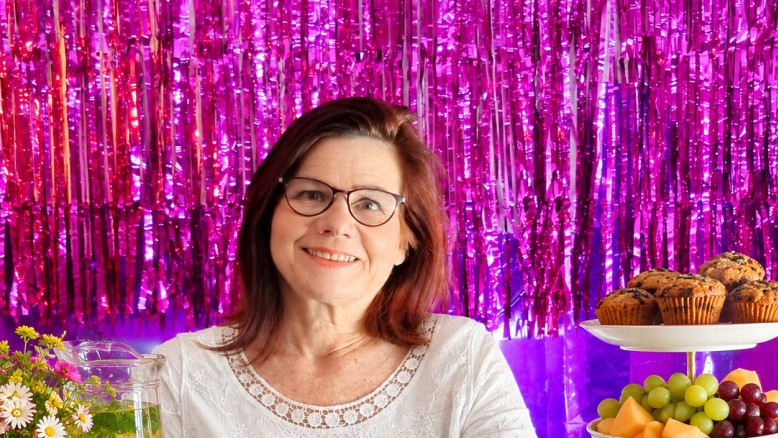 Screening, a hot pot and even a new business: things to know during Breast Cancer Awareness Month