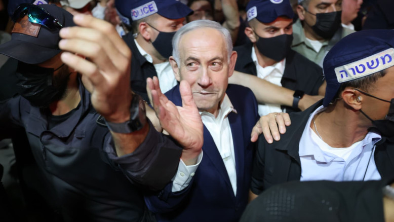 "מילים יכולות להרוג": בן גביר מגיב להשלכת הבקבוק על שיירת נתניהו