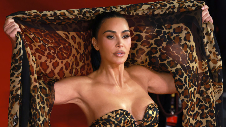 Kim Kardashian arrived in Rome in a 28‑year‑old dress – and stole the looks