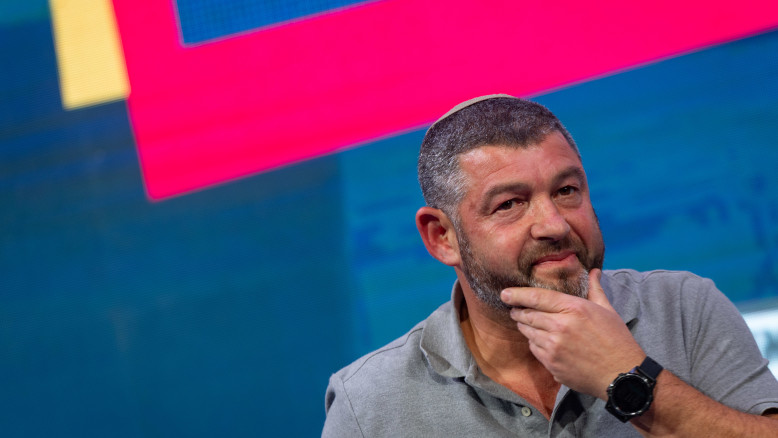 "זה כמו שתתנו לי מיליארד דולר במקום לצום בכיפור": עופר וינטר לא מתקפל