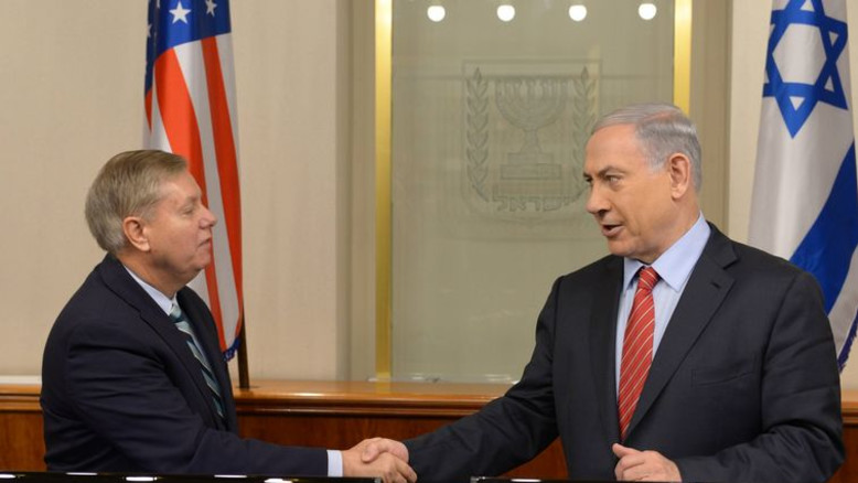 ואז הוא כרע ברך: אין טעם לייפות - גרהאם השפיל עצמו בשביל טראמפ | דן פרי