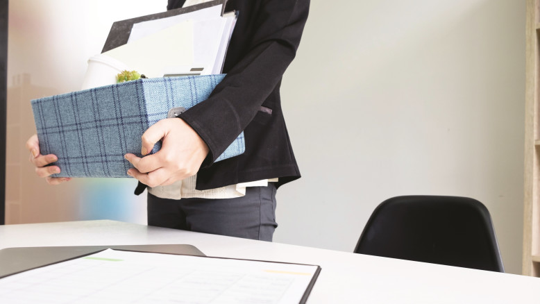 Università privata del New Jersey affronta crisi economica: tagli ai salari e licenziamento del 25 % dei docenti