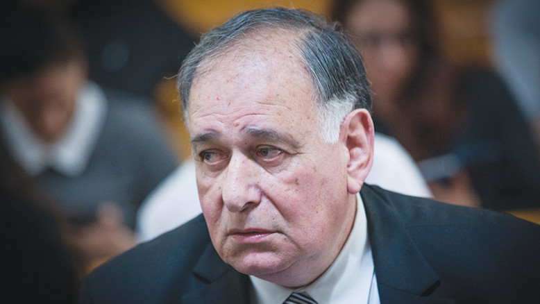 Giovani in Fuga da Haifa: il Sindaco Denuncia la Mancanza di Investimenti e Sicurezza