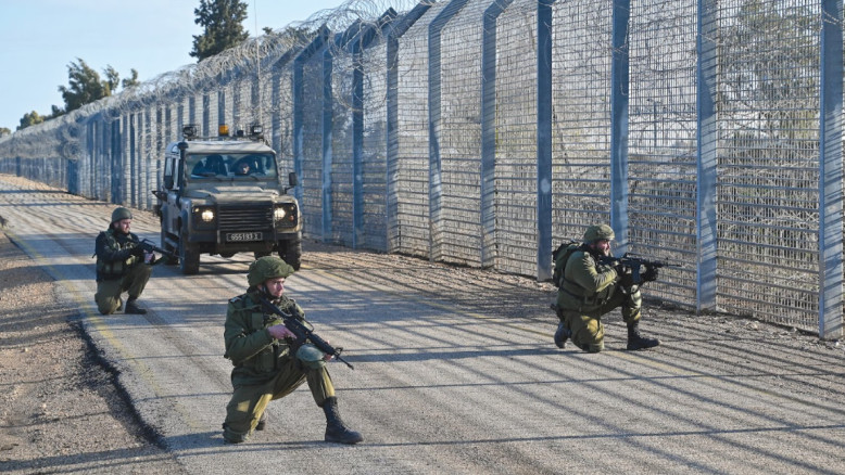 Dozens Attempted to Cross the Syrian Border - and the IDF is Furious: "The Police Are Doing Nothing"