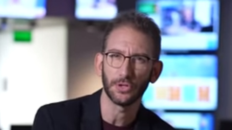 שאול אמסטרדמסקי רוצה ללמד אתכם לחסוך כסף – לא בטוח שהוא מצליח | דרור רפאל