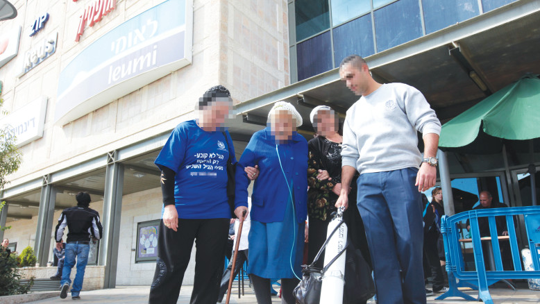 המדינה עצרה את הכסף: 211 תושבים איבדו זכויות סוציאליות עקב חשדות חמורים