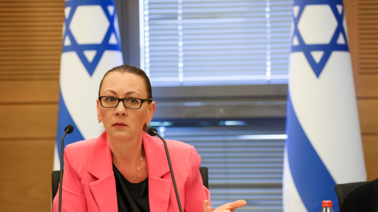 מלינובוסקי נגד מזכ”ל האו”ם: מר צביעות, יש לפנות את מתחם אונר”א