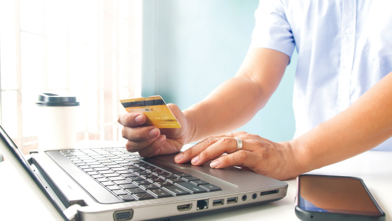 Attenzione ai Sconti di Novembre: Come Evitare le Truffe Online