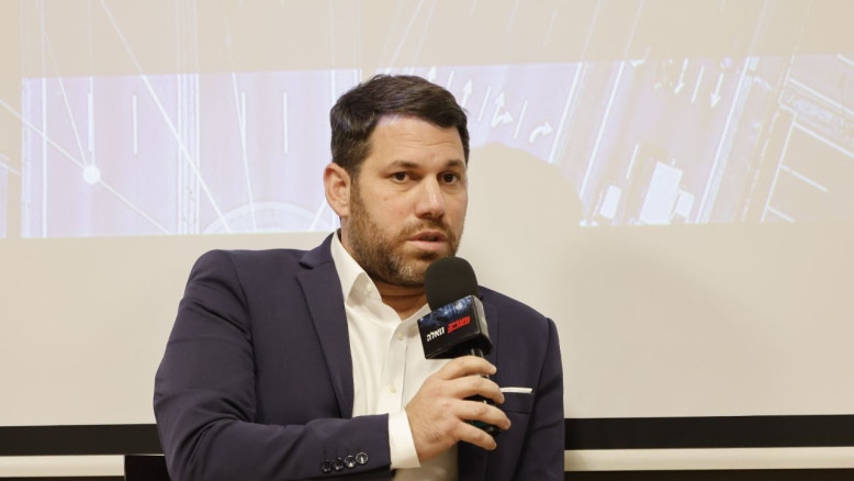 Israele: il ministro Ben Zaken annuncia ulteriori riduzioni dei prezzi del trasporto pubblico