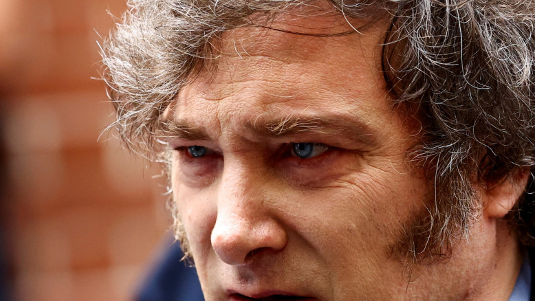 Argentina: proposta di dollarizzazione immediata per stabilizzare l'economia